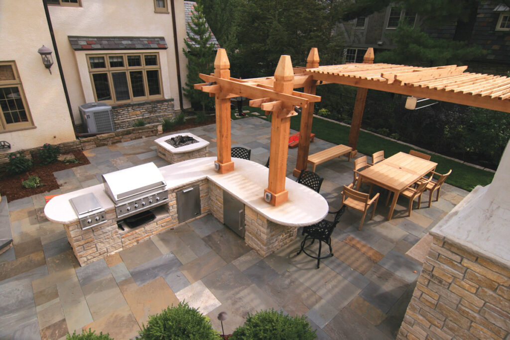 The Pergola Grill in Your Outdoor Kitchen